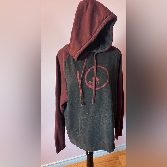 Tentree adult hoodie with pouch Size M/L - Picture 2 of 6